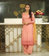 img_spotted_in_zara_shahjahan_lawn_2021_awwal_boutique