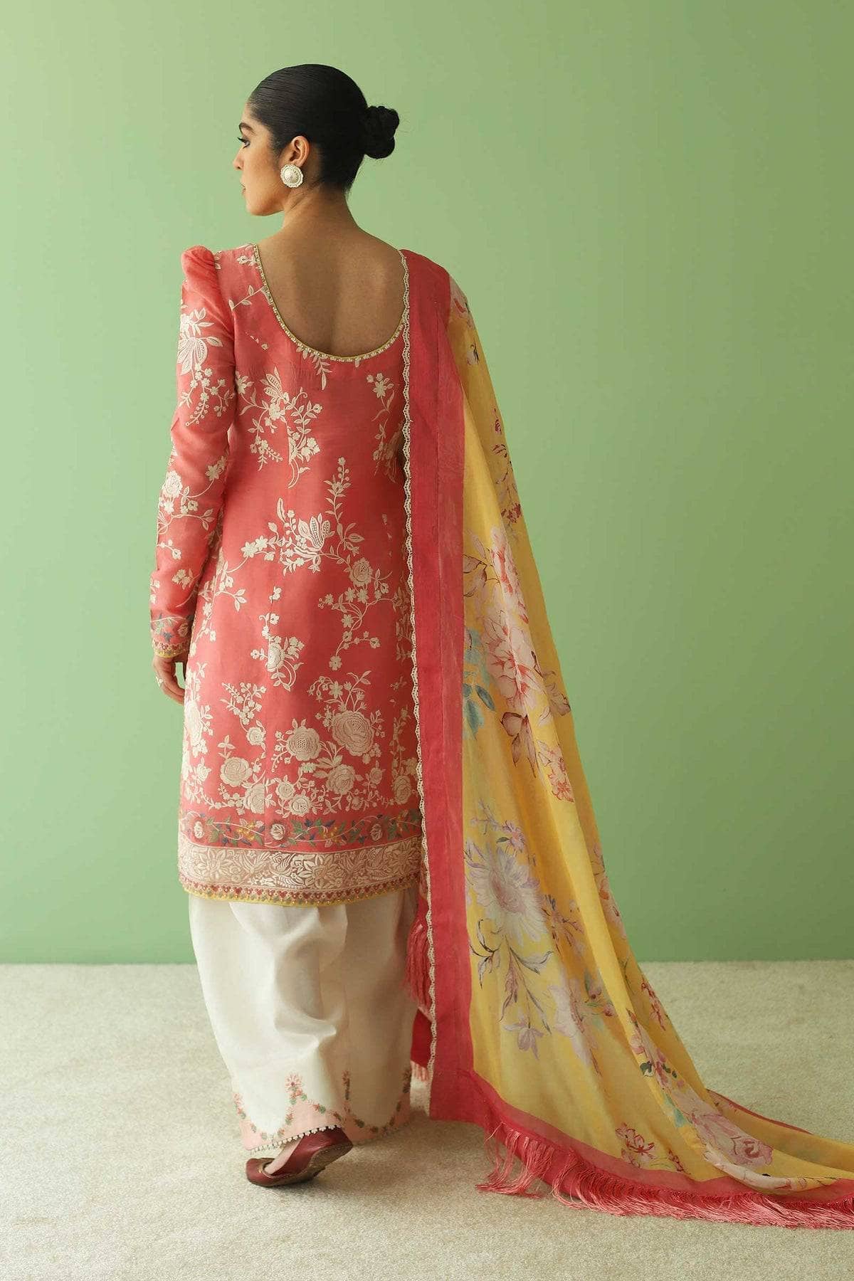 img_zara_shahjahan_lawn_23_awwal_boutique