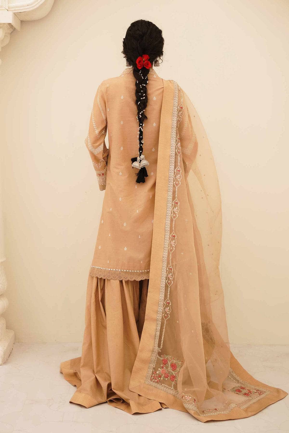 Img_zara_shahjahan_lawn_23_awwal_boutique