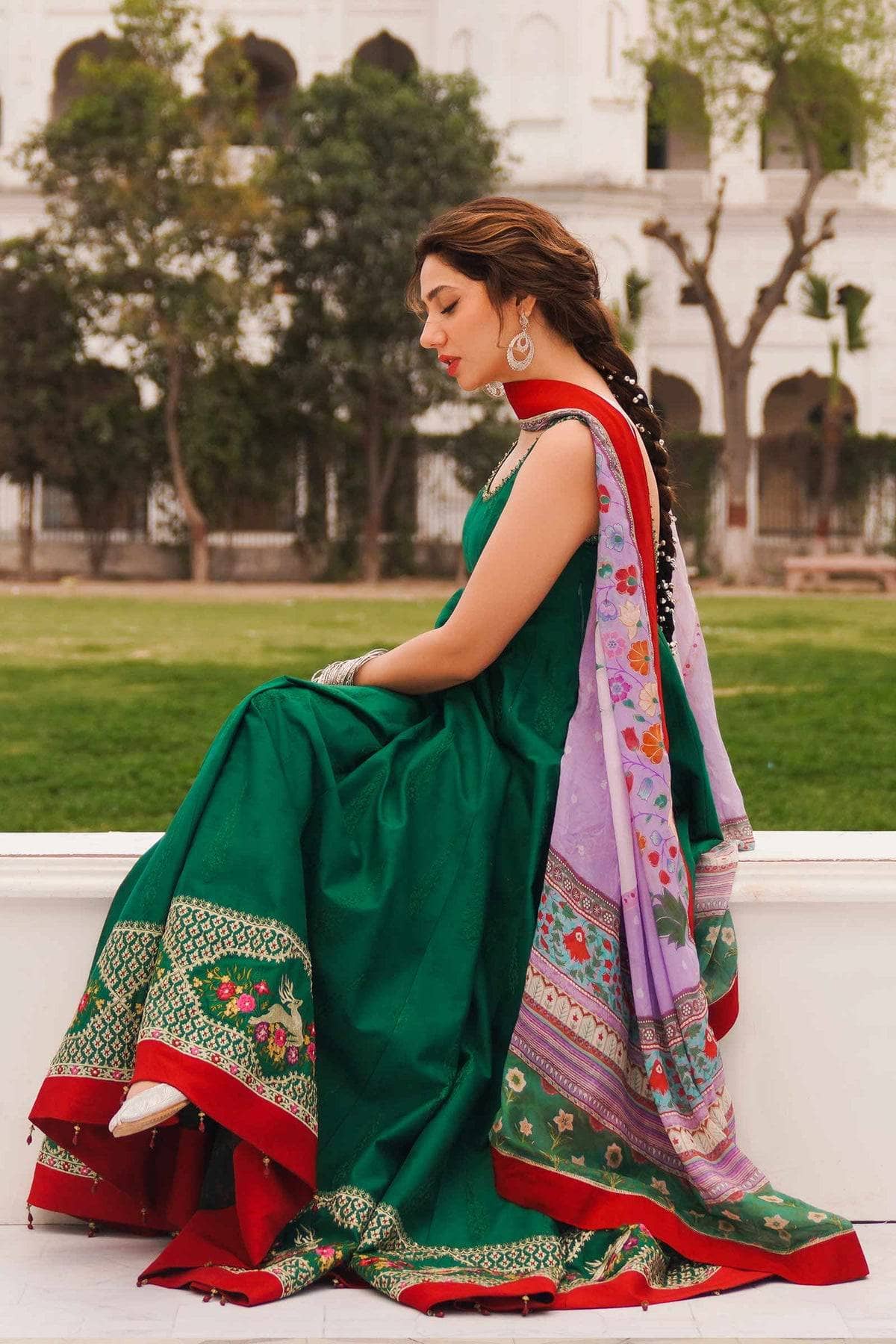 img_zara_shahjahan_lawn_23_awwal_boutique