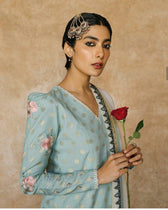img_zara_shahjahan_lawn_garden_of_love_2020_awwal_boutique