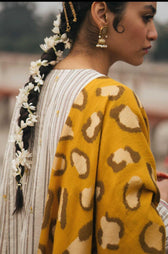 img_zara_shahjahan_lawn_garden_of_love_2020_awwal_boutique