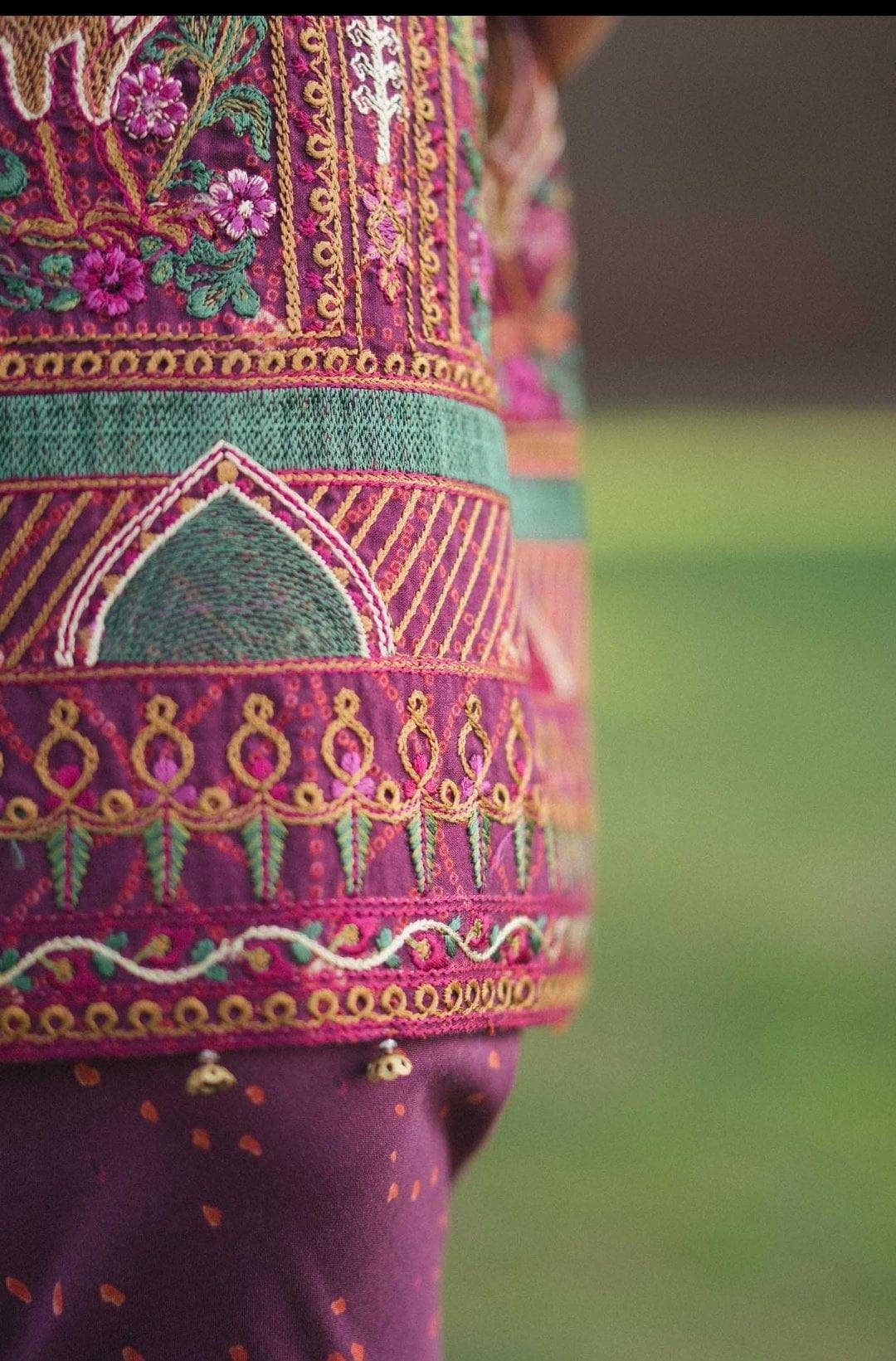 img_zara_shahjahan_lawn_garden_of_love_2020_awwal_boutique