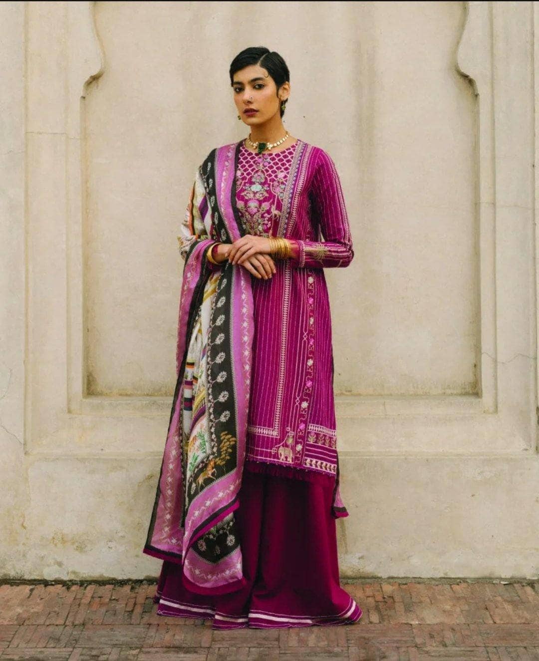 img_zara_shahjahan_lawn_garden_of_love_2020_awwal_boutique