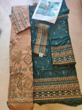 img_open_pic_zara_shahjahan_winter_21_awwal_boutique