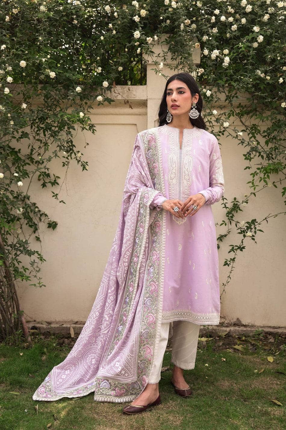 img_zara_shahjahan_lawn_22_awwal_boutique