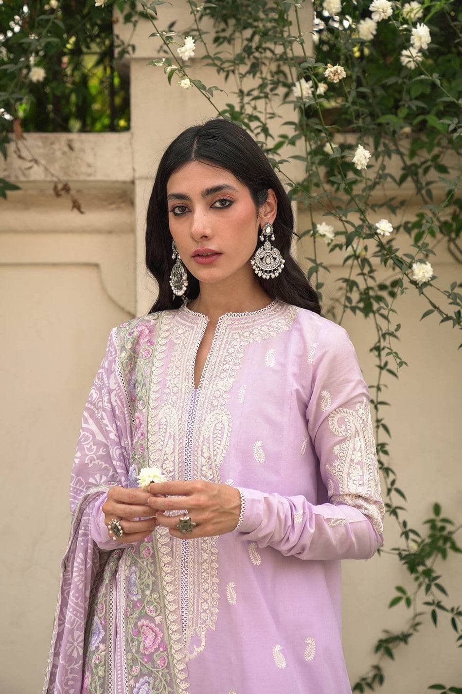 img_zara_shahjahan_lawn_22_awwal_boutique