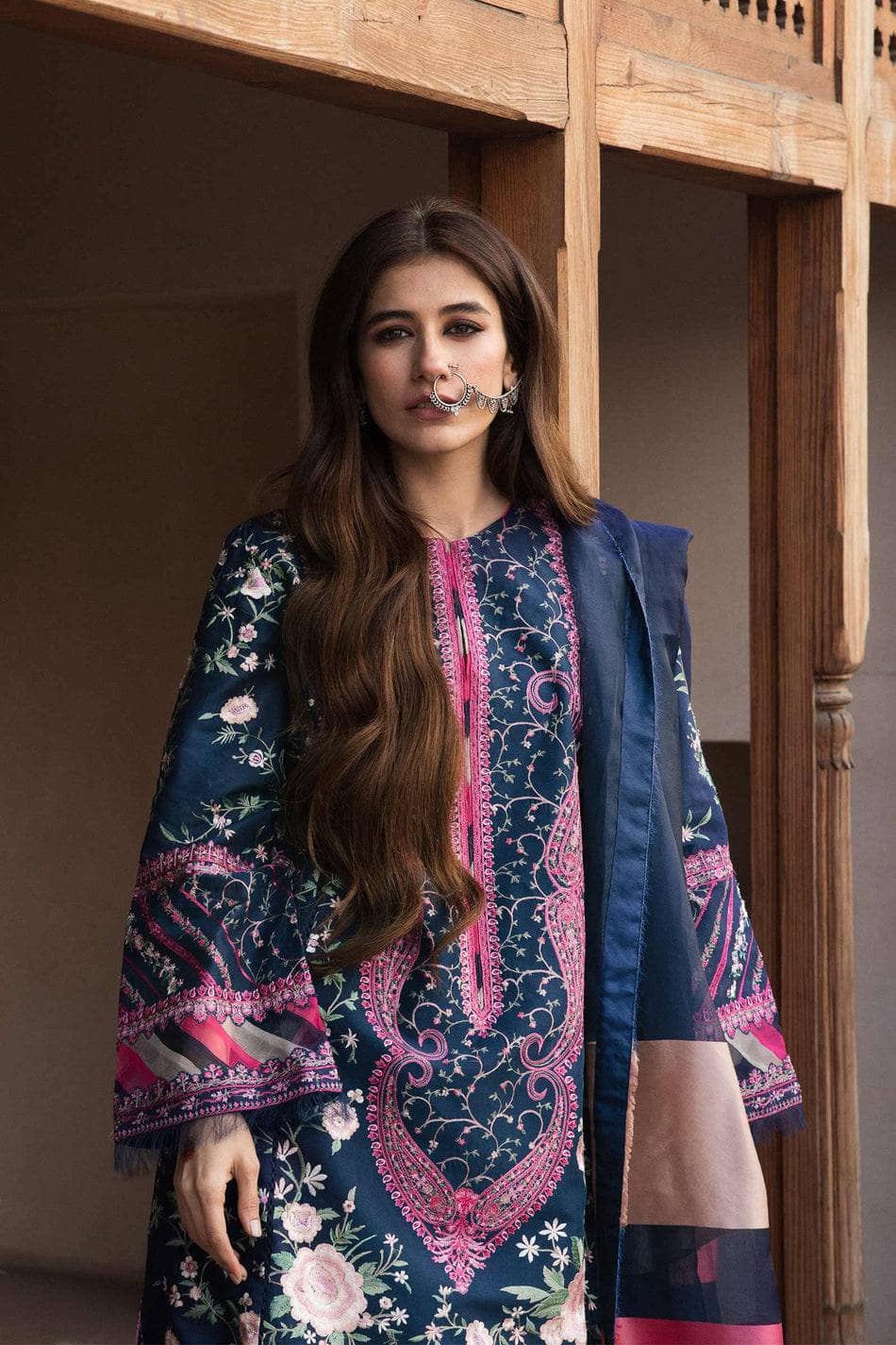 img_zara_shahjahan_lawn_22_awwal_boutique