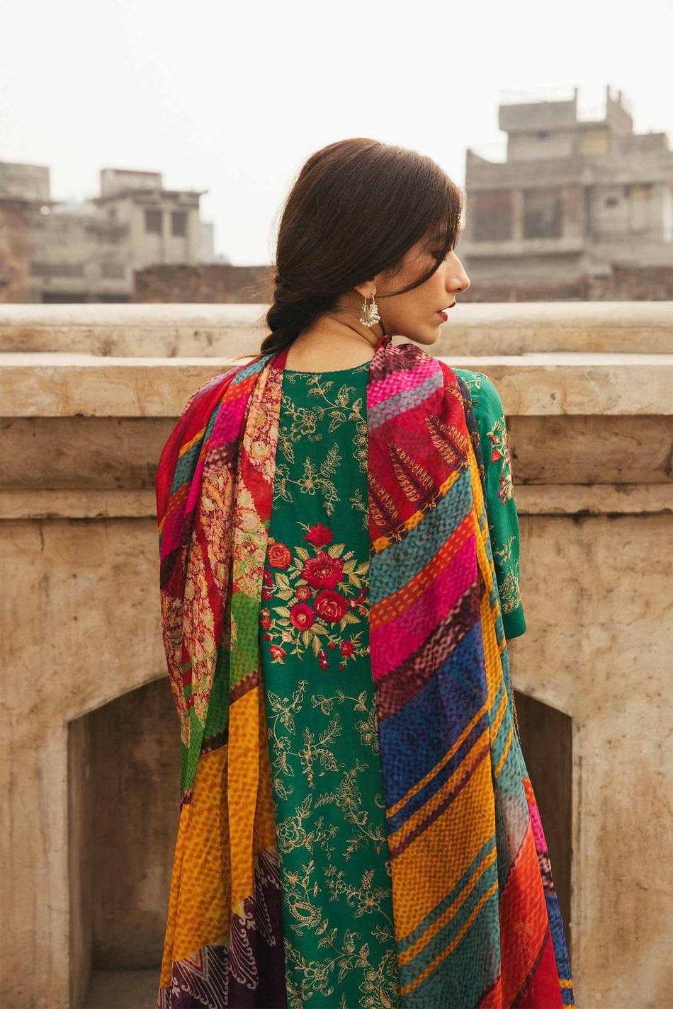 Img_zara_shahjahan_lawn_22_awwal_boutique