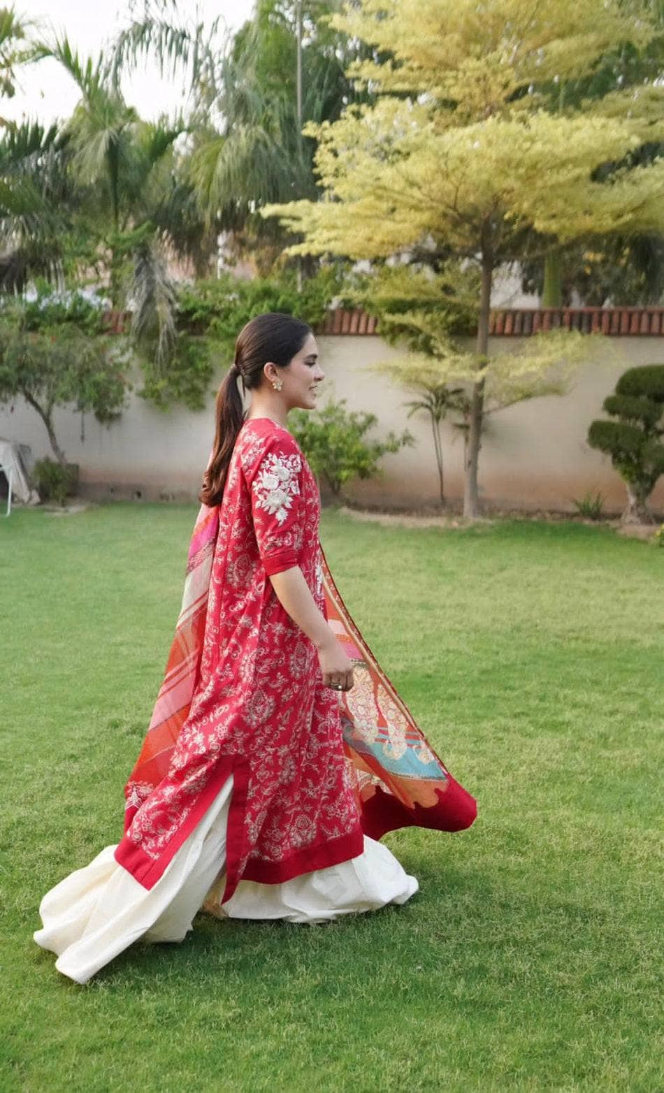 Restocked\Zara Shahjahan Lawn 22/Gulaab B