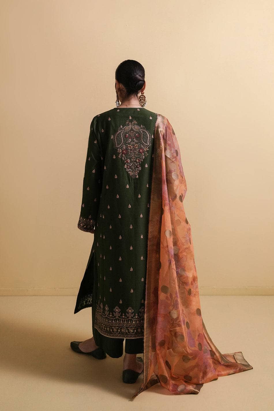 Img_zara_shahjahan_lawn_22_awwal_boutique