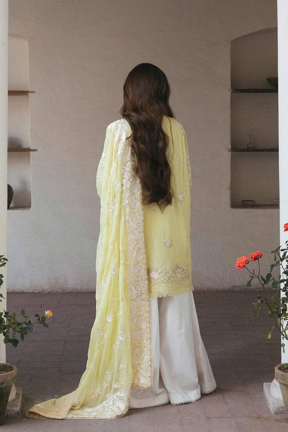 img_zara_shahjahan_lawn_22_awwal_boutique