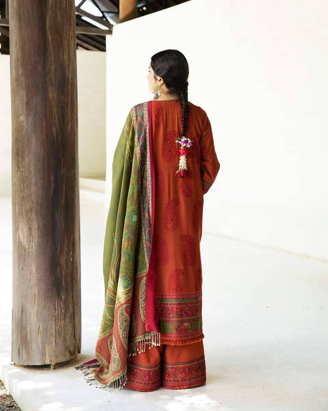img_zara_shahjahan_winter_shawl_collection_22_awwal_boutique