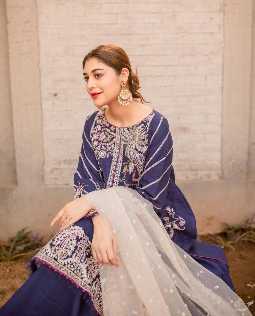 img_zara_shahjahan_lawn_22_awwal_boutique