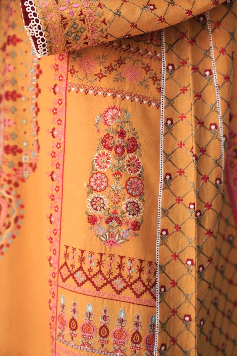 img_zara_shahjahan_lawn_22_awwal_boutique