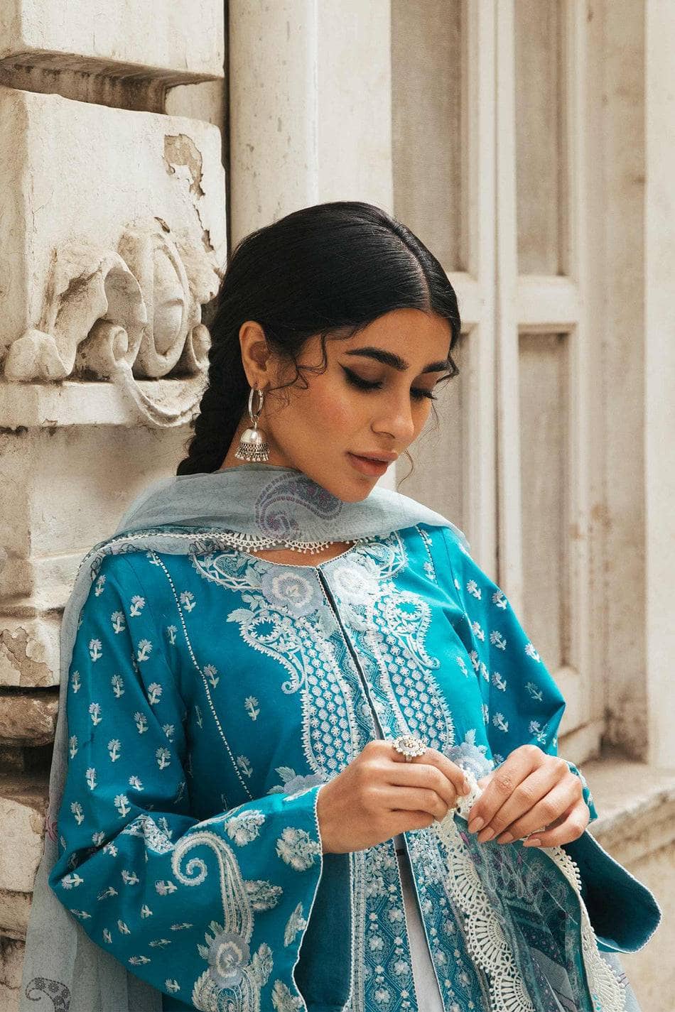 Img_zara_shahjahan_lawn_22_awwal_boutique