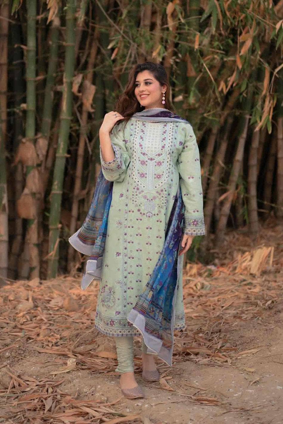 img_zara_shahjahan_lawn_22_awwal_boutique