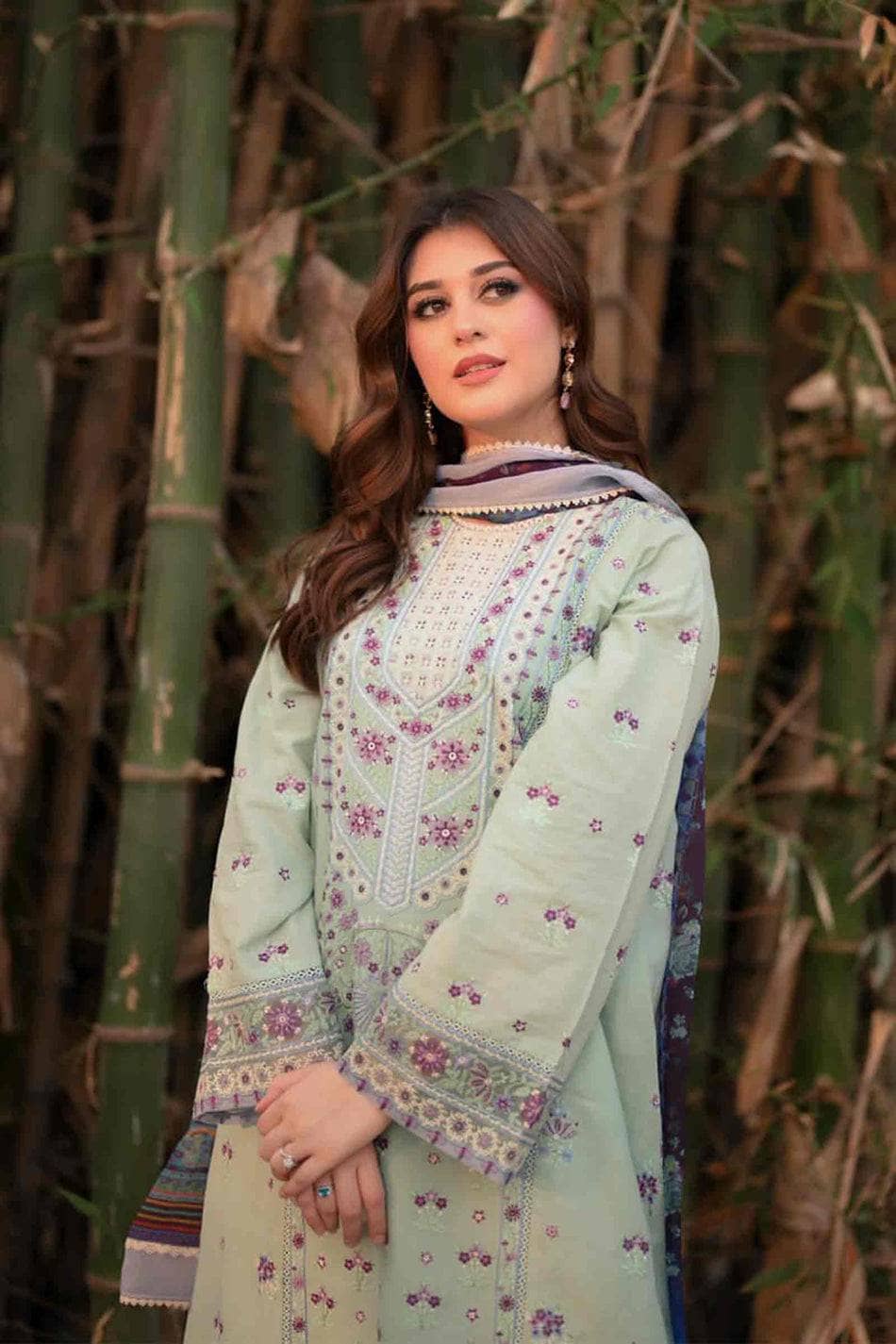 img_zara_shahjahan_lawn_22_awwal_boutique