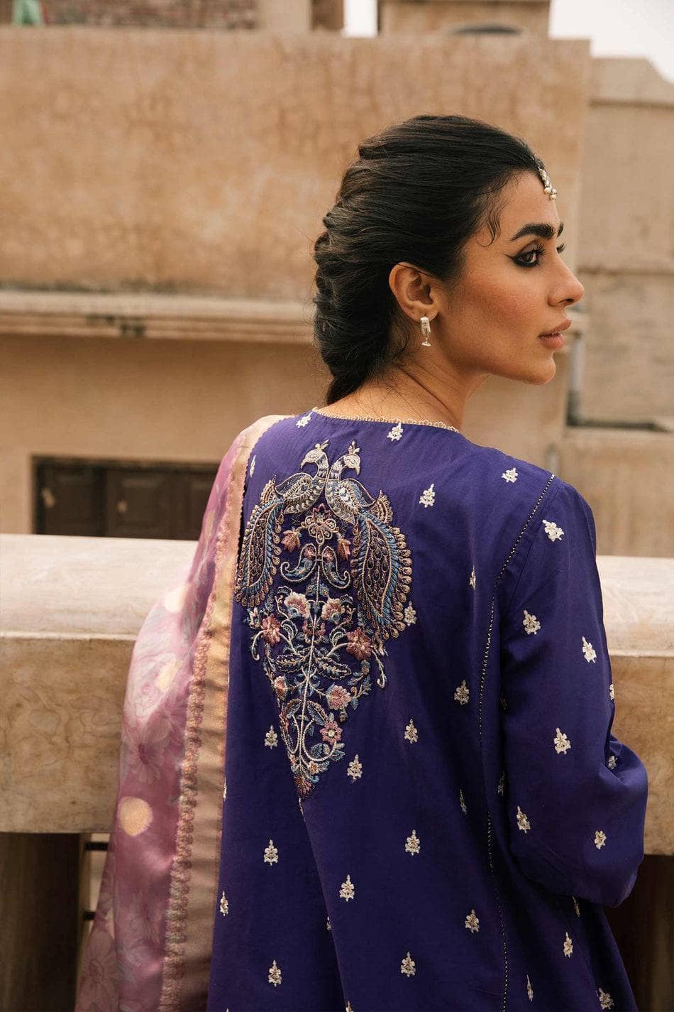 Img_zara_shahjahan_lawn_22_awwal_boutique
