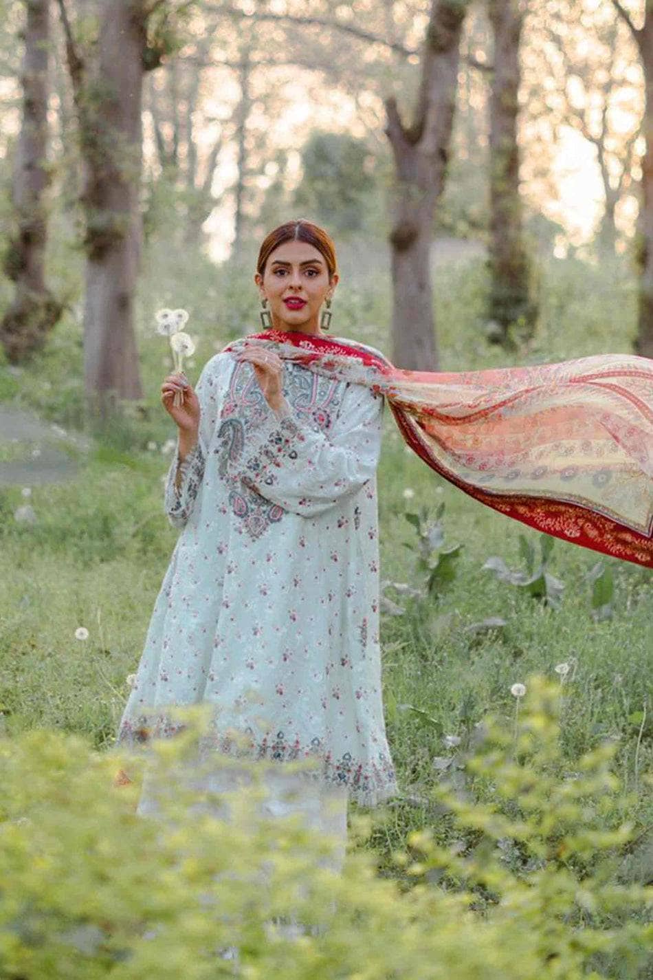 img_zara_shahjahan_lawn_22_awwal_boutique