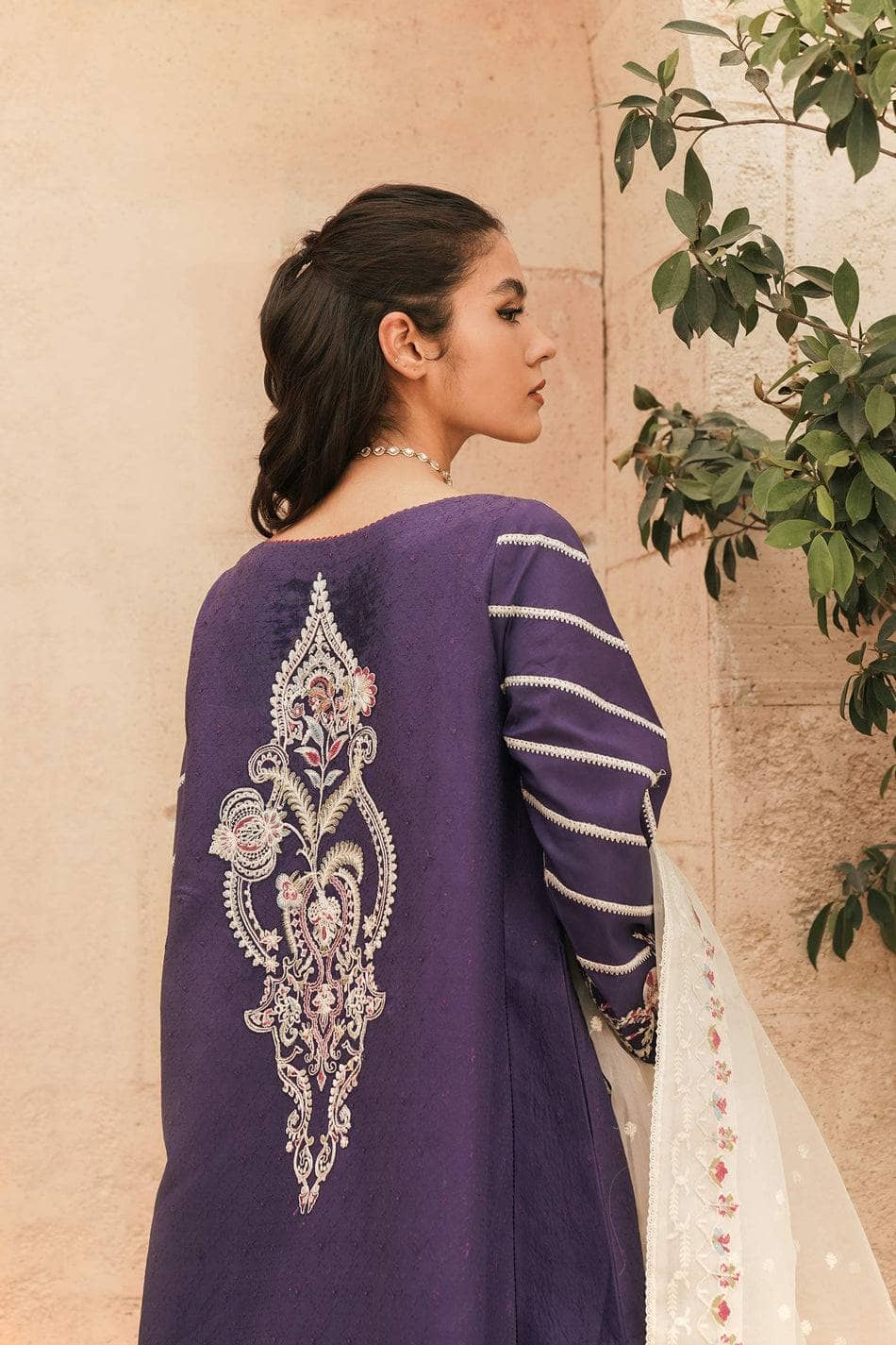 img_zara_shahjahan_lawn_22_awwal_boutique
