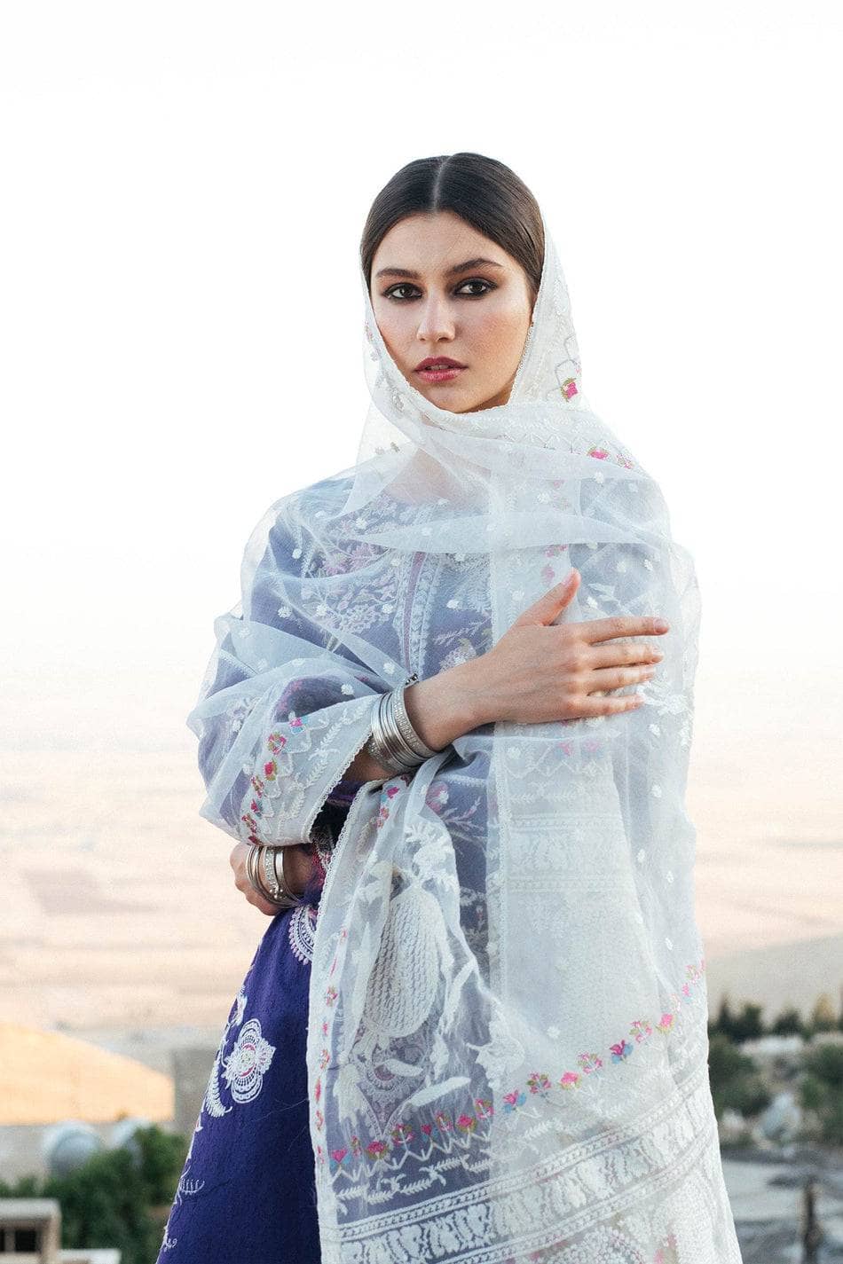 img_zara_shahjahan_lawn_22_awwal_boutique
