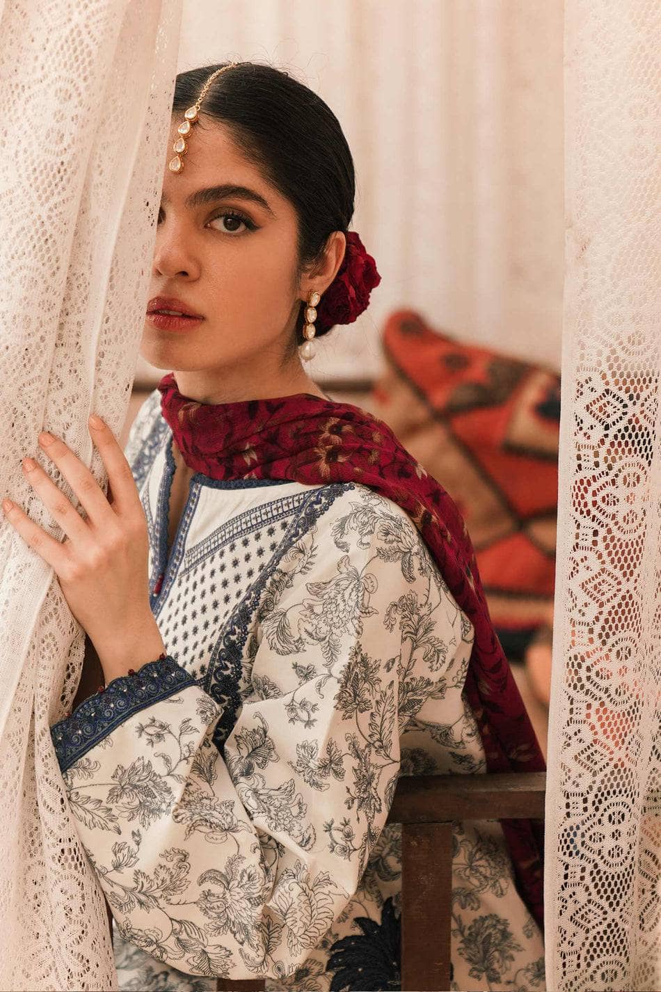 img_zara_shahjahan_lawn_eid_22_awwal_boutique
