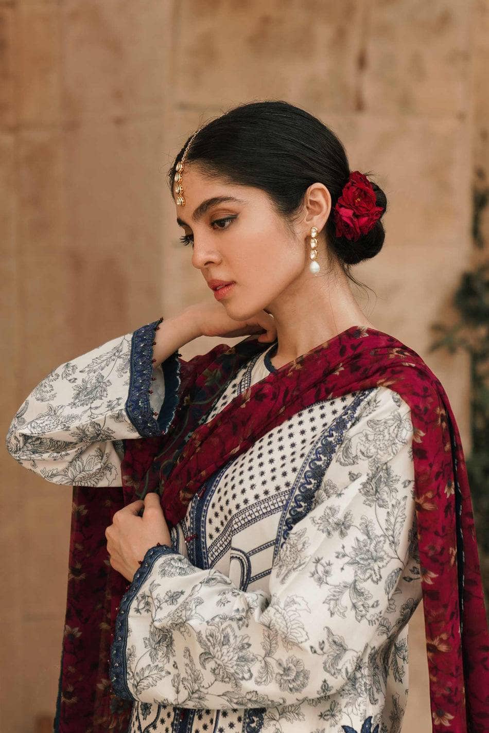 img_zara_shahjahan_lawn_eid_22_awwal_boutique