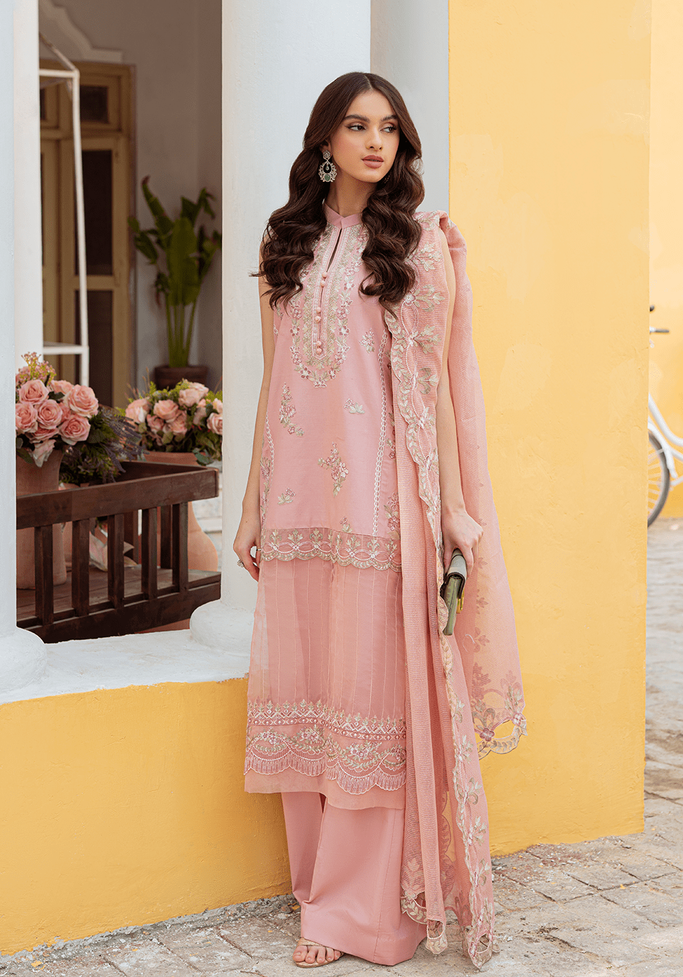 img_zarqash_lawn_23_awwal_boutique
