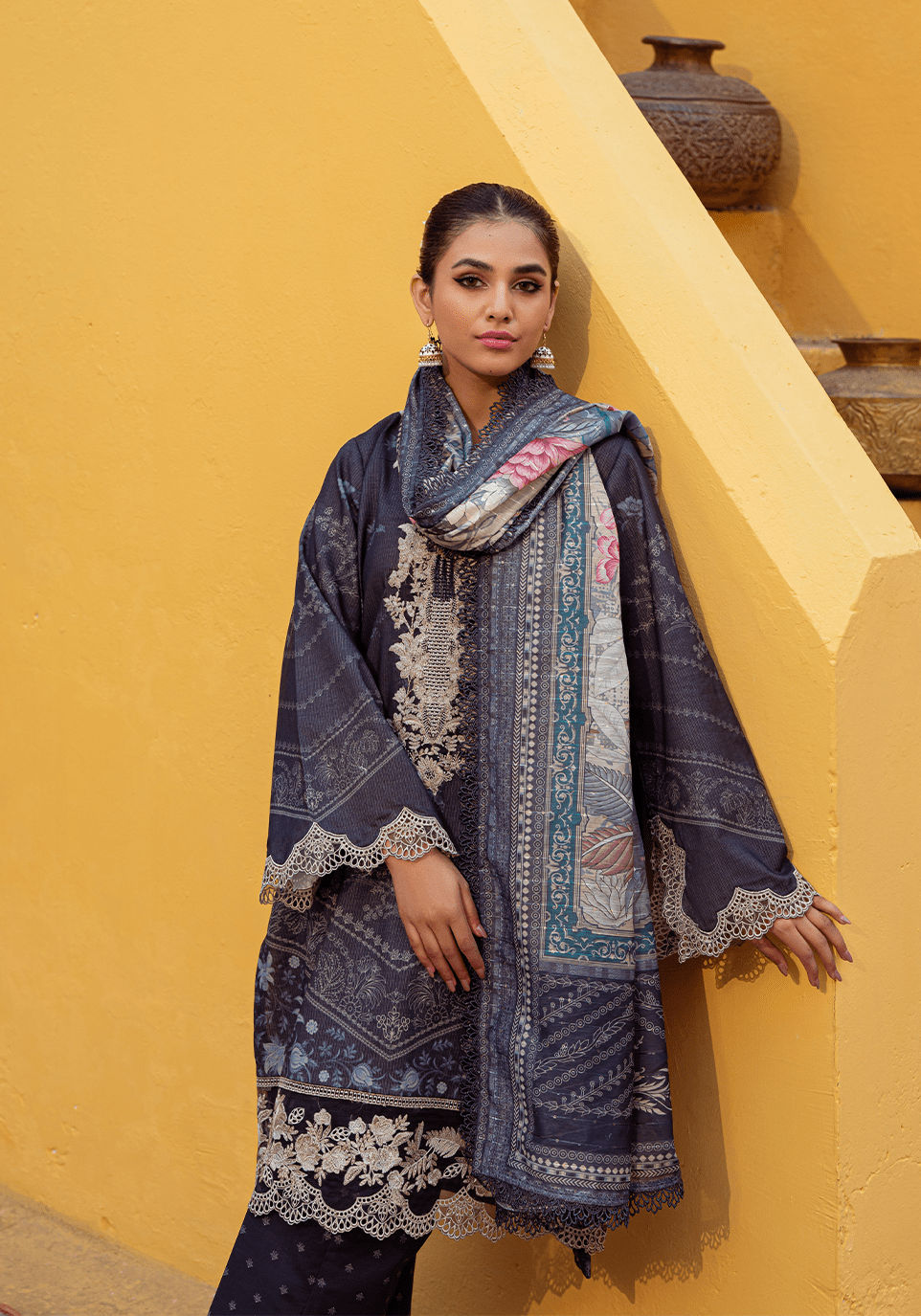 img_zarqash_lawn_23_awwal_boutique