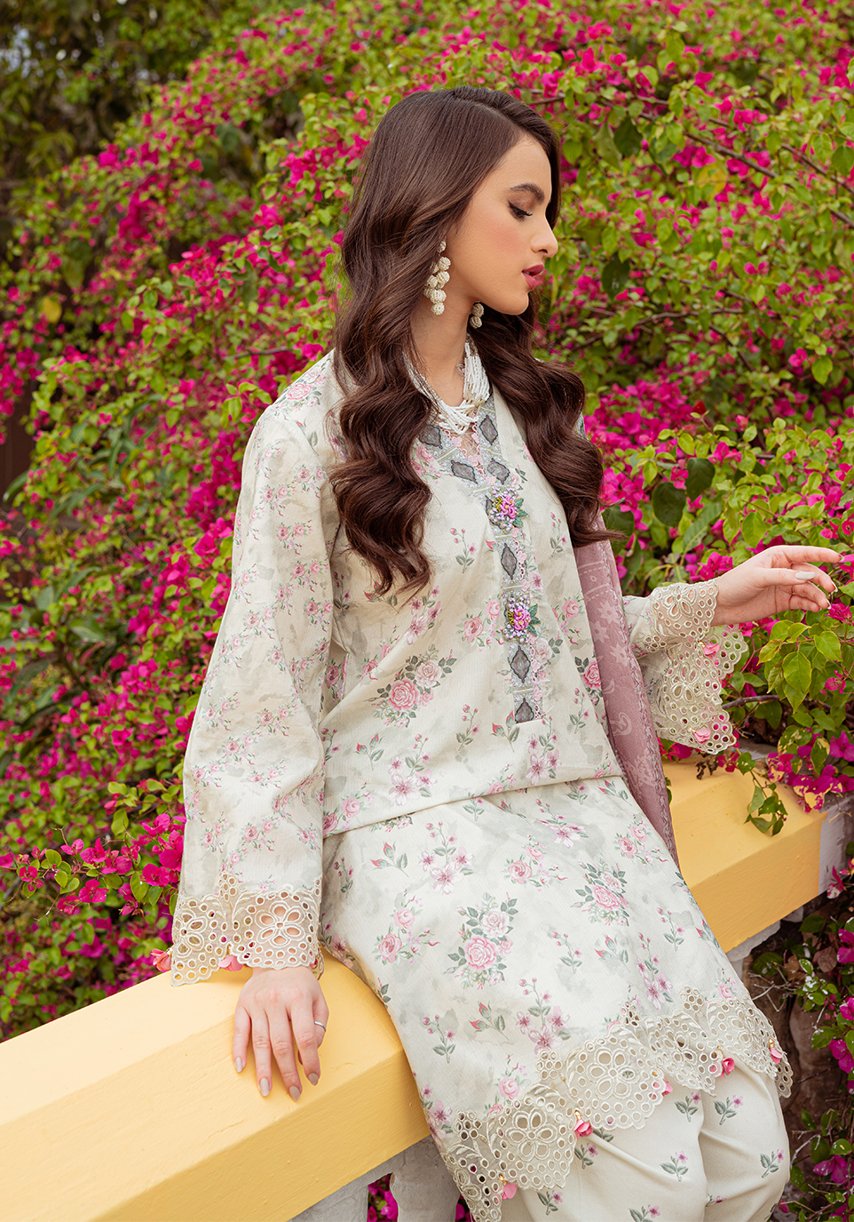 img_zarqash_lawn_23_awwal_boutique