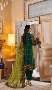 img_zebtan_zeenat_luxury_formals_awwal_boutique