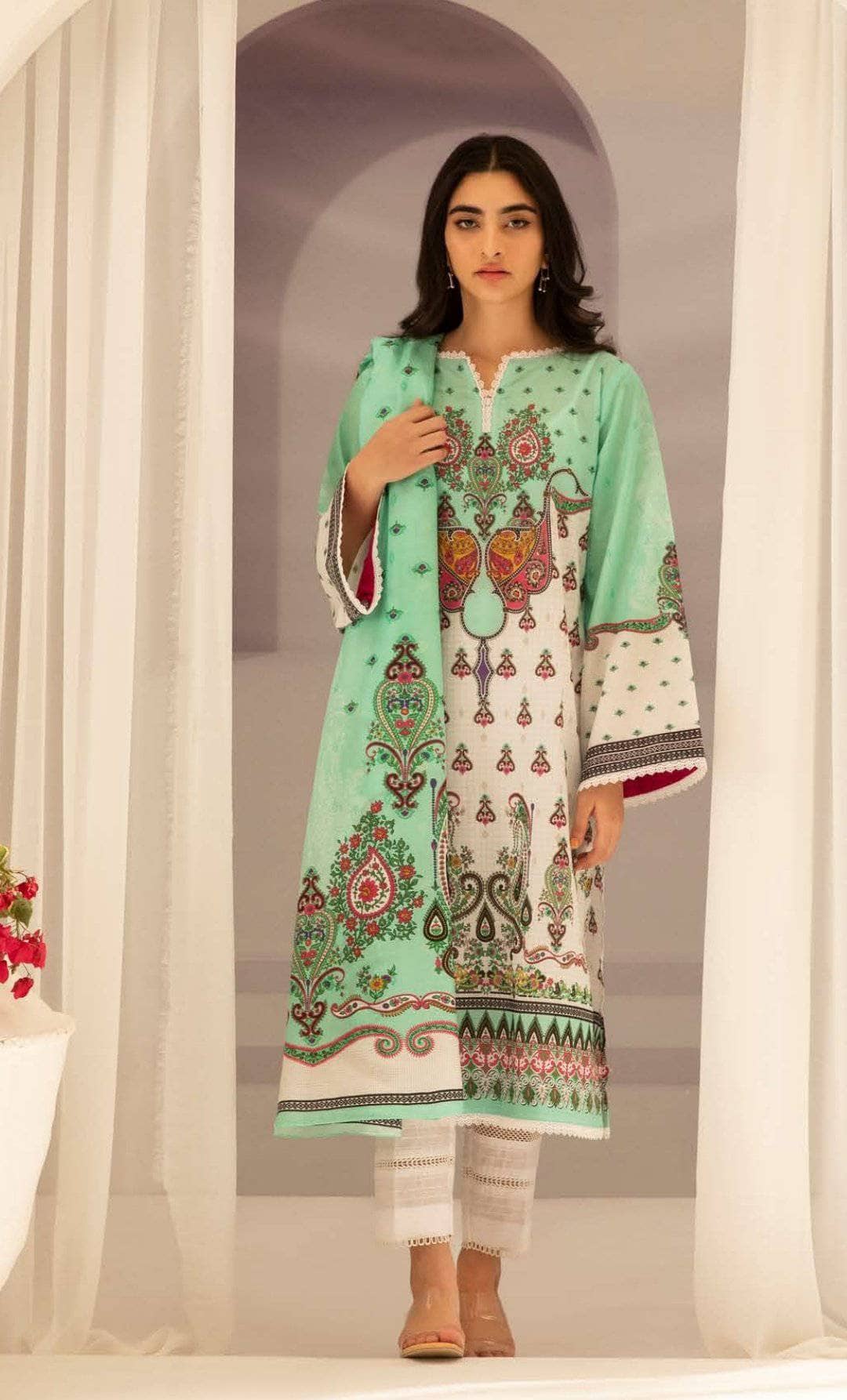 img_zellbury_lawn_2021_awwal_boutique