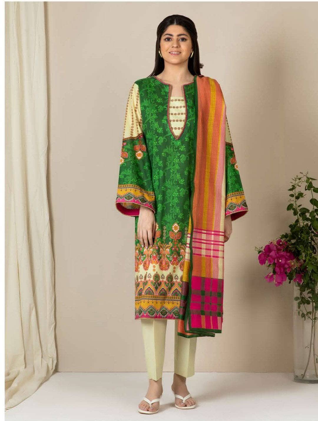 img_zellbury_lawn_2021_awwal_boutique